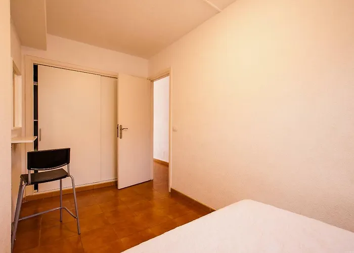 普韦布洛大街16号公寓 公寓 *